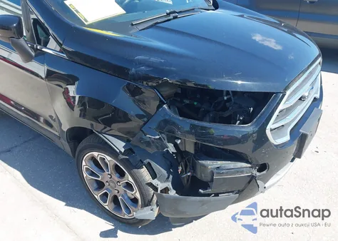 2018 Ford Ecosport Titanium z USA, uszkodzony, nr VIN MAJ6P1WL8JC174112